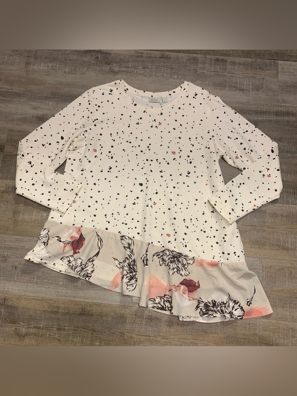 Lori Goldstein LOGO Lounge XL Top